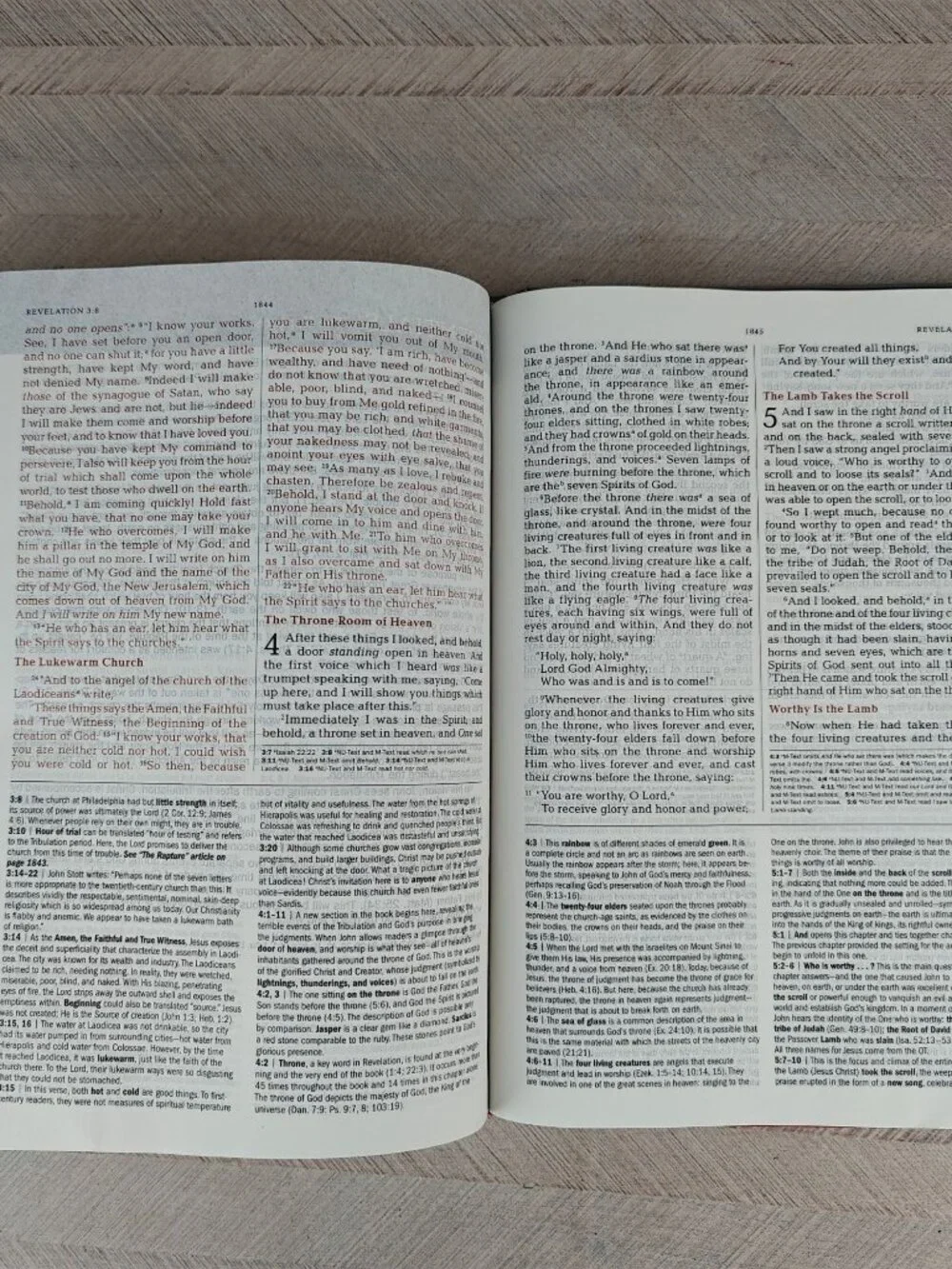 The Jeremiah Study Bible By Dr. David Jeremiah 2013 Hardcover NKJV Christian